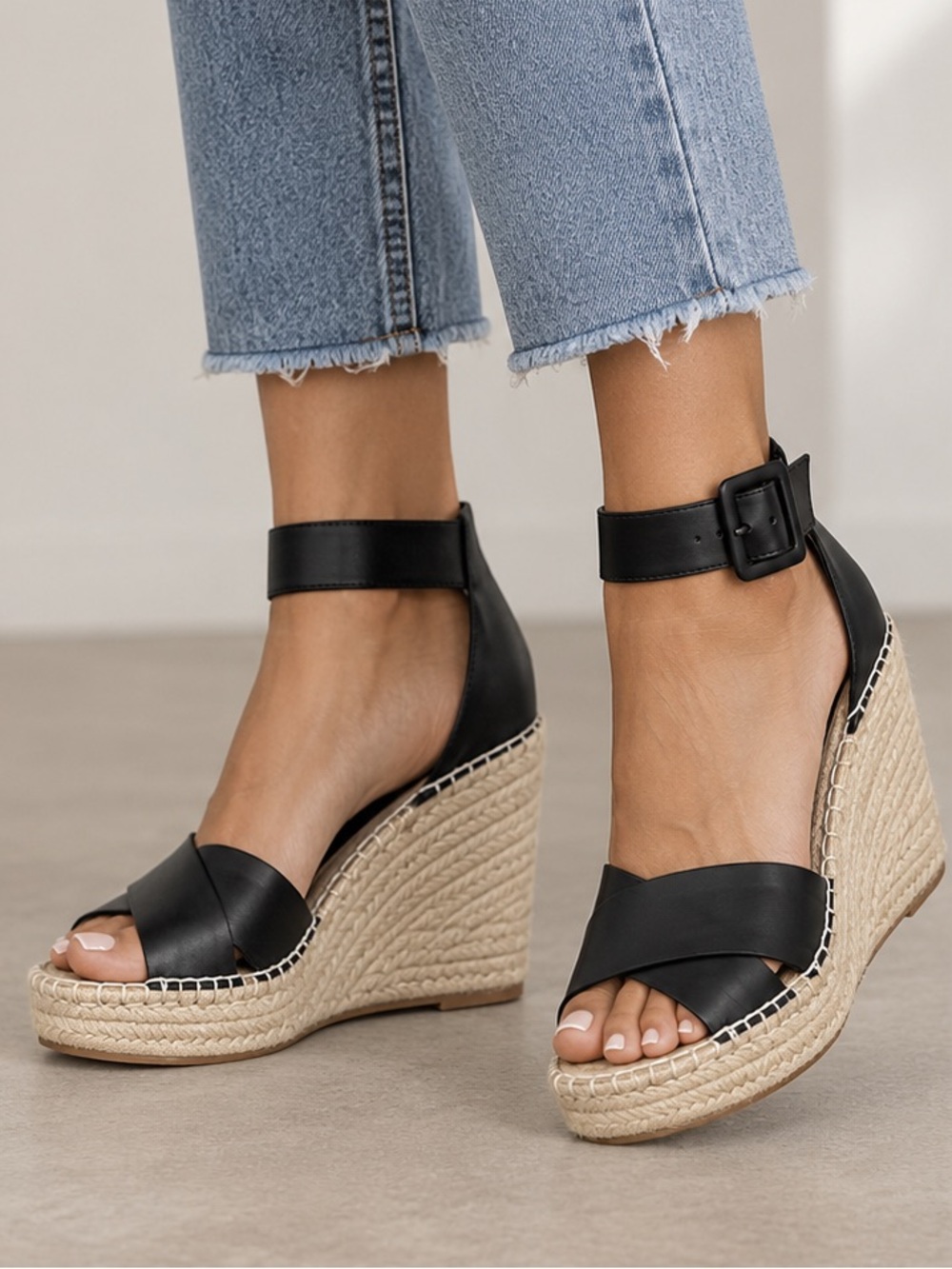 Marc Fisher | NWOT Leather Espadrille Wedge Sandals Black Beige Size 9